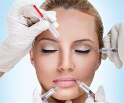 بوتاکس چیست و چه عوارضی به همراه دارد