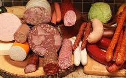 مضرات مصرف کالباس و سوسیس تهدید پنهان در غذای روزمره